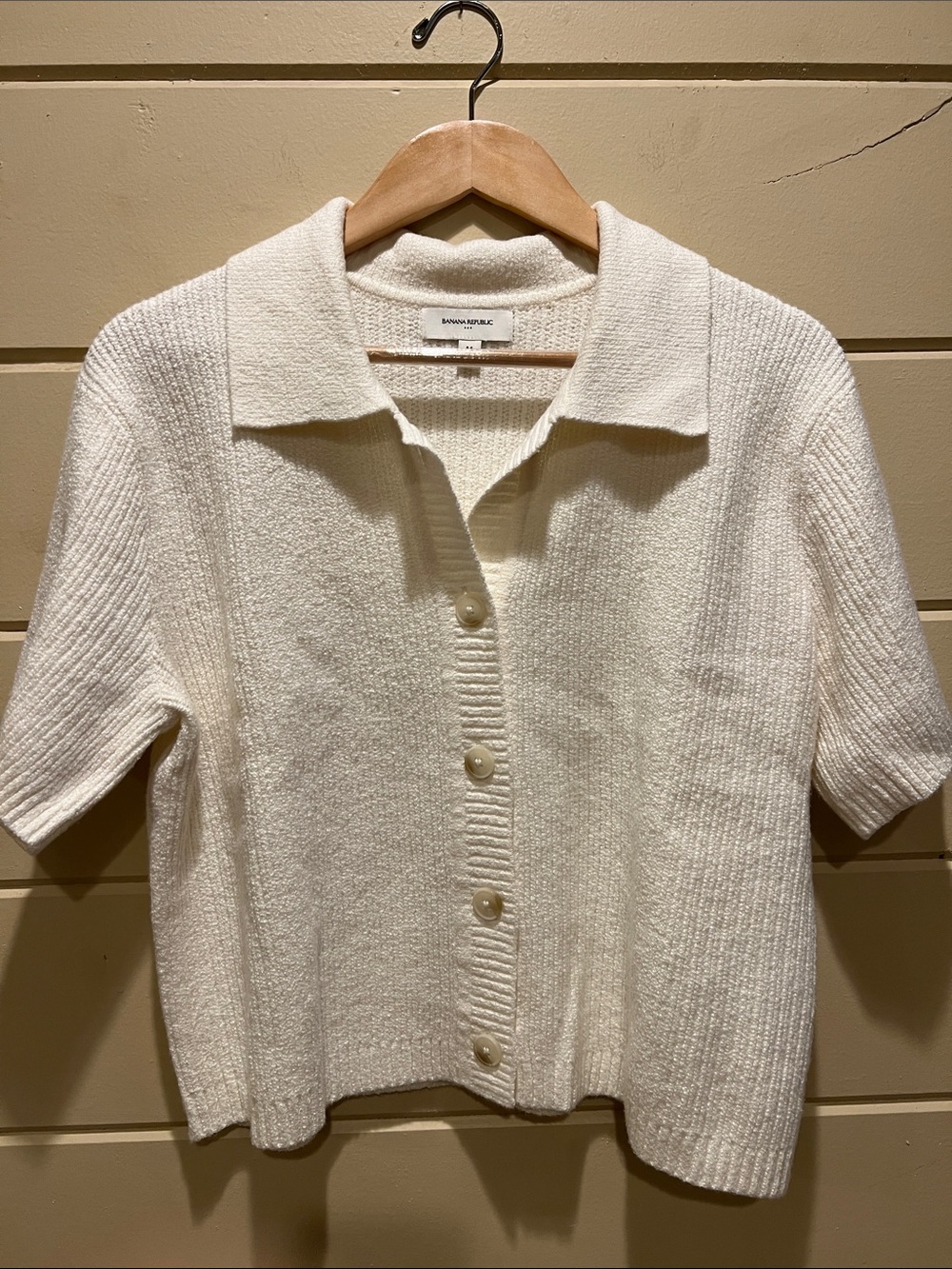 Banana Republic Ivory Short-Sleeve Button Front Knit Shirt